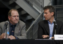 Aurora Cannabis stock slammed by executive departure and insiders selling Aurora Cannabis stock